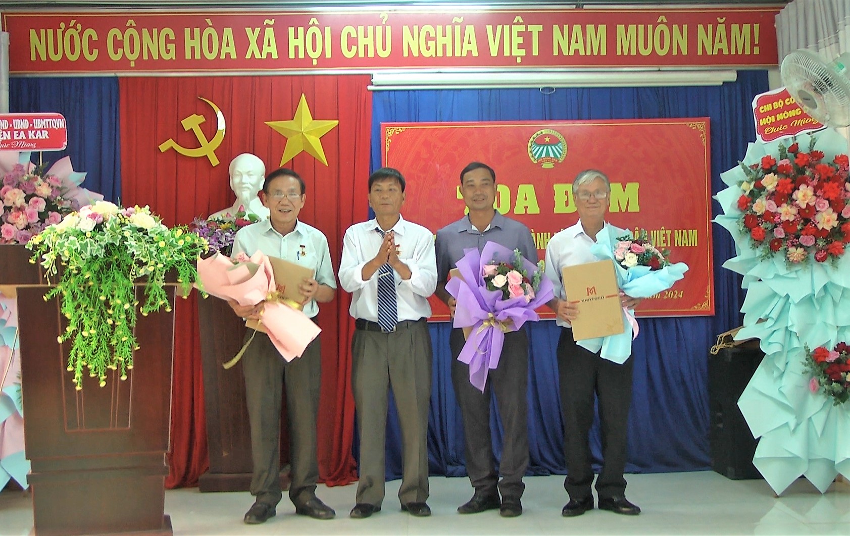 Hội nông dân huyện Ea kar tổ chức Tọa đàm kỷ niệm 94 năm ngày thành lập Hội nông dân VN ( 14/10/1930 – 14/10/2024)